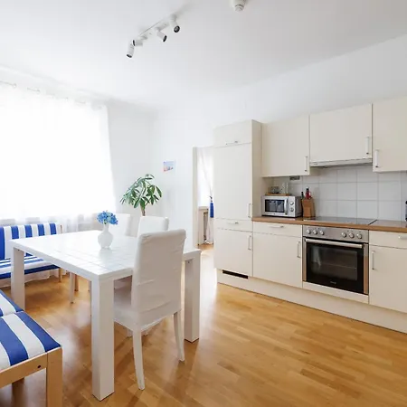 Apartment France | Operastreet Vienna Exterior photo