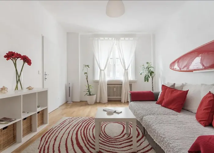 Apartment France | Operastreet