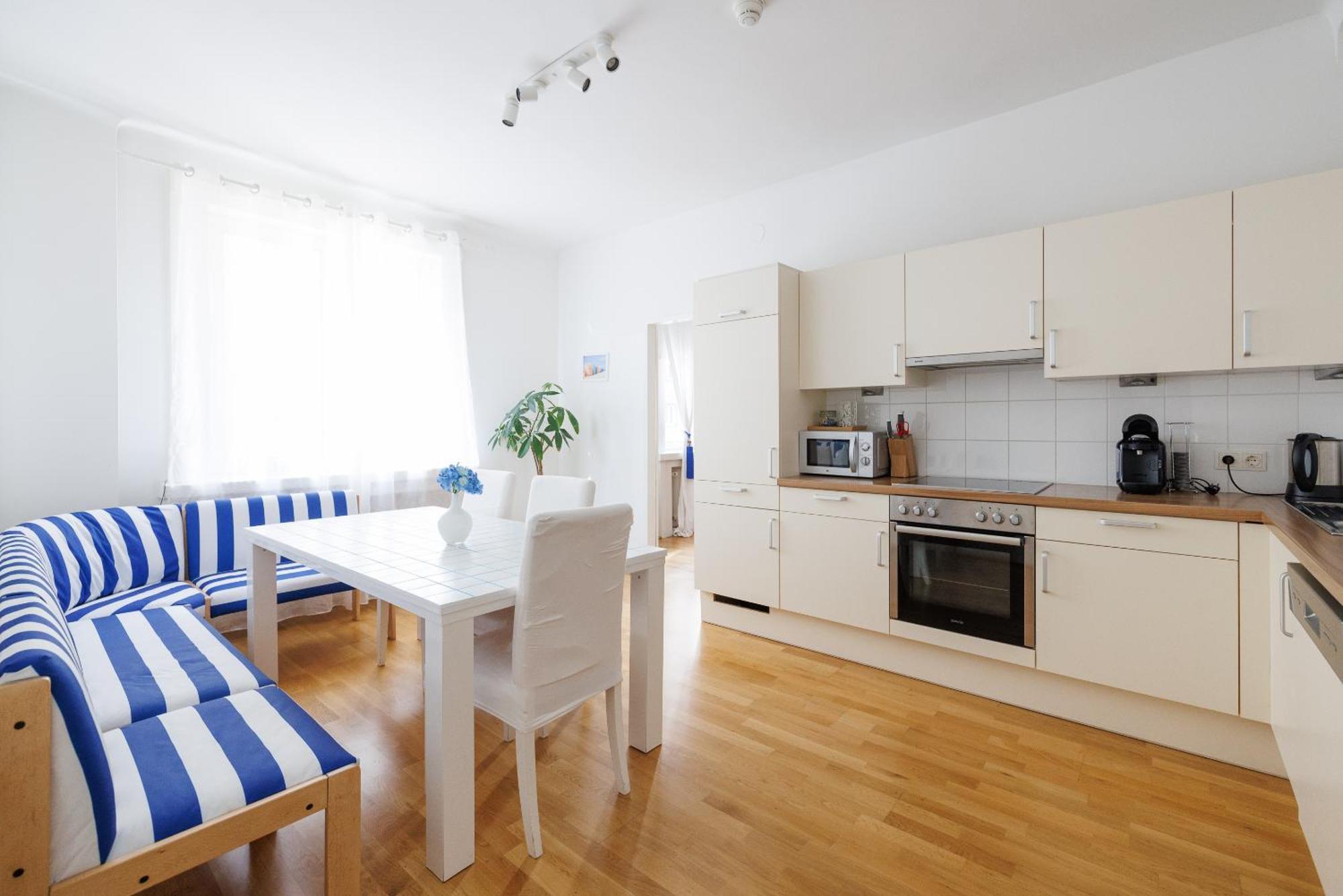 Apartment France | Operastreet Vienna